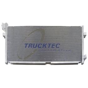 Acquista Condensatore climatizzatore da TRUCKTEC AUTOMOTIVE 03.40.008 a buon mercato per soli 112,82 €