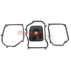 Comprar Kit filtro hidrtáulico, caja automática de METZGER 8020028 a bajo precio de 45,86 €