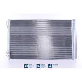 Acquista Radiatore aria condizionata da NISSENS online per eVITO Tourer (W447) a prezzi moderati