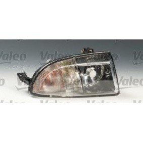Achetez des Antibrouillard de chez VALEO en ligne pour Coupé (175) à prix modérés
