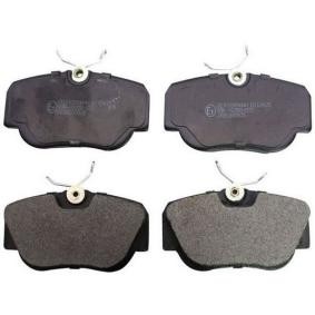 Acquista Kit pastiglie freni da DENCKERMANN B110435 a buon mercato per soli 28,80 €