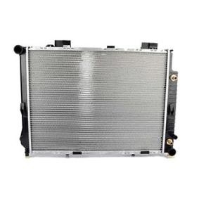 Acquista Radiatore motore da BSG BSG 60-520-018 a buon mercato per soli 275,85 €