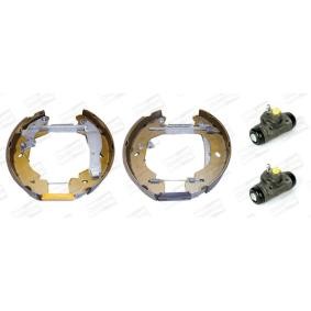 Achetez des Kit de freins, freins à tambours CHAMPION 381311CH à prix pour 169,99 €