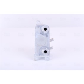 Comprar Radiador de aceite, transmisión automática de NISSENS 90833 a bajo precio de 80,94 €