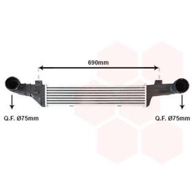 Compre Intercooler da VAN WEZEL 30004296 a um preço baixo por 156,32 €