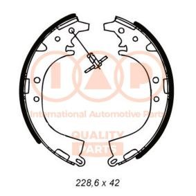 Achetez des Jeu de mâchoires de frein IAP QUALITY PARTS 705-03097 à prix pour 81,90 €