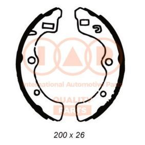 Achetez des Jeu de mâchoires de frein IAP QUALITY PARTS 705-06008 à prix pour 87,00 €