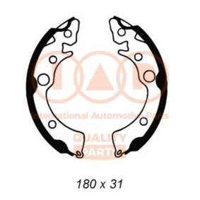 Achetez des Jeu de mâchoires de frein IAP QUALITY PARTS 705-06010 à prix pour 78,85 €
