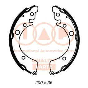 Achetez des Jeu de mâchoires de frein IAP QUALITY PARTS 705-06070 à prix pour 72,64 €