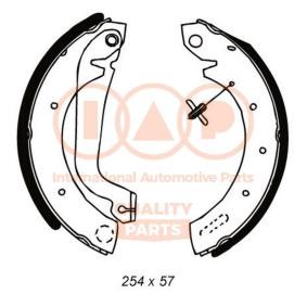 Achetez des Jeu de mâchoires de frein IAP QUALITY PARTS 705-13042 à prix pour 85,53 €