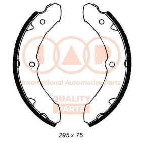 Comprar Juego de zapatas de frenos de IAP QUALITY PARTS 705-17010 a bajo precio de 111,39 €