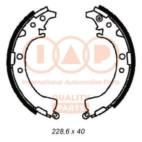 Achetez des Jeu de mâchoires de frein IAP QUALITY PARTS 705-17056 à prix pour 72,64 €