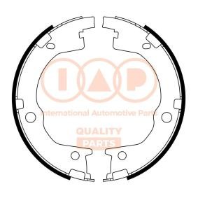 Achetez des Mâchoires de frein à main IAP QUALITY PARTS 705-21084 à prix pour 76,64 €