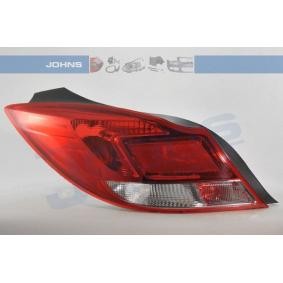 Osta JOHNS Takavalo netistä INSIGNIA Sedan-mallille edulliseen hintaan