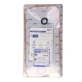 Acquista Kit guarnizioni, Copritestata da AJUSA 56024700 a buon mercato per soli 25,72 €