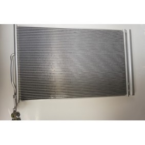 Compre Condensador de aire acondicionado de CLIMTEX online para Cayenne (92A) a precios moderados