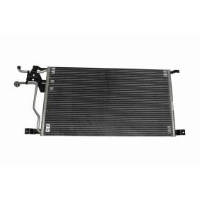 Achetez des Condenseur de clim de chez VEMO en ligne pour Transit Mk3 Camion plate-forme/Châssis (VE64) à prix modérés