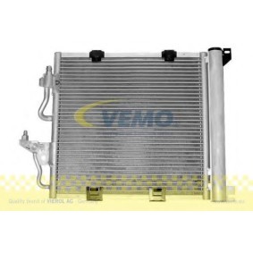 Comprar Condensador, aire acondicionado de VEMO V40-62-0016 a bajo precio de 94,27 €