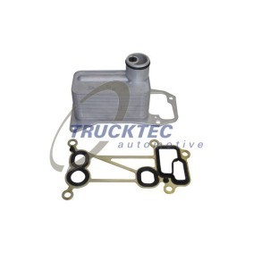 Köp Oljekylare av TRUCKTEC AUTOMOTIVE 08.18.063 till det låga priset 1047,58 kr