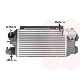 Comprar Intercooler de VAN WEZEL 82014722 a bajo precio de 531,71 €