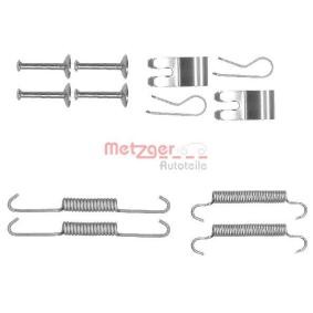Achetez des Kit d'accessoires, mâchoires de frein de stationnement METZGER 105-0013 à prix pour 10,33 €