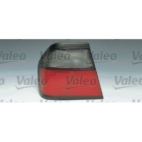 Comprar Piloto trasero de VALEO 085896 a bajo precio de 89,86 €