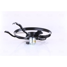 Compre Condensador de aire acondicionado de NISSENS online para 300 M (LR) a precios moderados