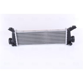 Compre Intercooler de NISSENS online para VANEO (414) a preços moderados