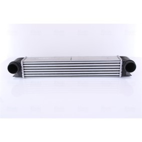 Compre Intercooler da NISSENS 96726 a um preço baixo por 133,65 €
