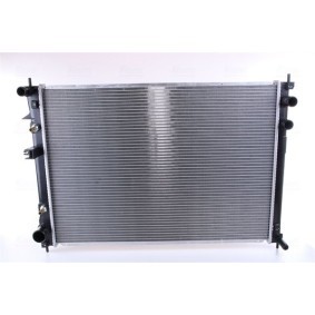 Comprar Radiador, refrigeración del motor de NISSENS 67727 a bajo precio de 215,65 €