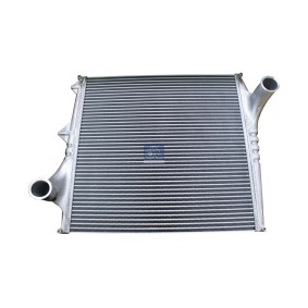 Achetez des Intercooler DT Spare Parts 2.15335 à prix pour 1275,95 €