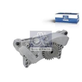 Comprar Bomba de aceite de DT Spare Parts 6.24006 a bajo precio de 699,86 €
