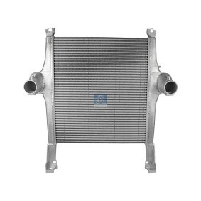 Achetez des Intercooler DT Spare Parts 7.21107 à prix pour 1580,13 €