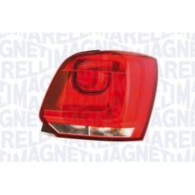 Compre Farolim de MAGNETI MARELLI online para POLO VIVO Hatchback a preços moderados