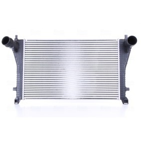 Kjøp Intercooler av NISSENS 96494 til den lave prisen 2077,41 NOK