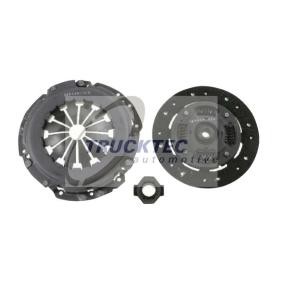 Compre Kit de embraiagem de TRUCKTEC AUTOMOTIVE online para 5 Touring (E34) a preços moderados