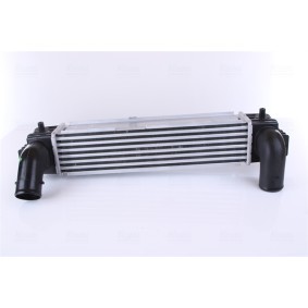 Ladeluftkühler 96215 von NISSENS günstig für 150,87 € online kaufen