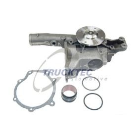 Compre Bomba de agua de TRUCKTEC AUTOMOTIVE online para Intouro (O 560) a precios moderados
