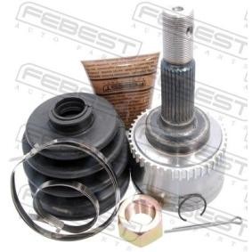 Compre Junta homocinética de FEBEST online para Bluebird Sedan (U13) a preços moderados