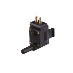 Compre Interruptor de marcha atras de HELLA online para W124 Cabrio (A124) a precios moderados
