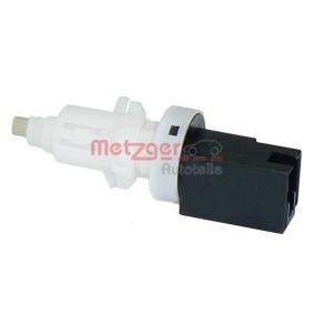 Köp Bromsljuskontakt av METZGER 0911042 till det låga priset 125,01&nbsp;kr