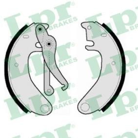 Acquista Kit ganasce freni da LPR 00420 a buon mercato per soli 37,75&nbsp;&euro;