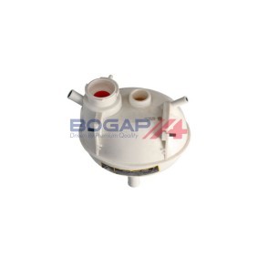 BOGAP P4240137 Ausgleichsbehälter CITROËN Xantia Schrägheck (X1_, X2_)