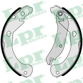 Acquista Kit ganasce freni da LPR 01113 a buon mercato per soli 36,57&nbsp;&euro;