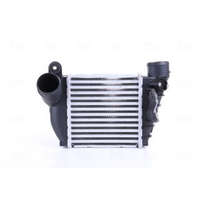 Comprar Intercooler de NISSENS 96488 a bajo precio de 76,69&nbsp;&euro;