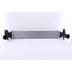 Comprar Intercooler de NISSENS 96530 a bajo precio de 142,93&nbsp;&euro;