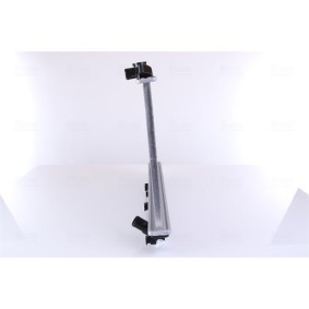 Acquista Ventola, Condensatore climatizzatore da NISSENS 85282 a buon mercato per soli 49,81&nbsp;&euro;